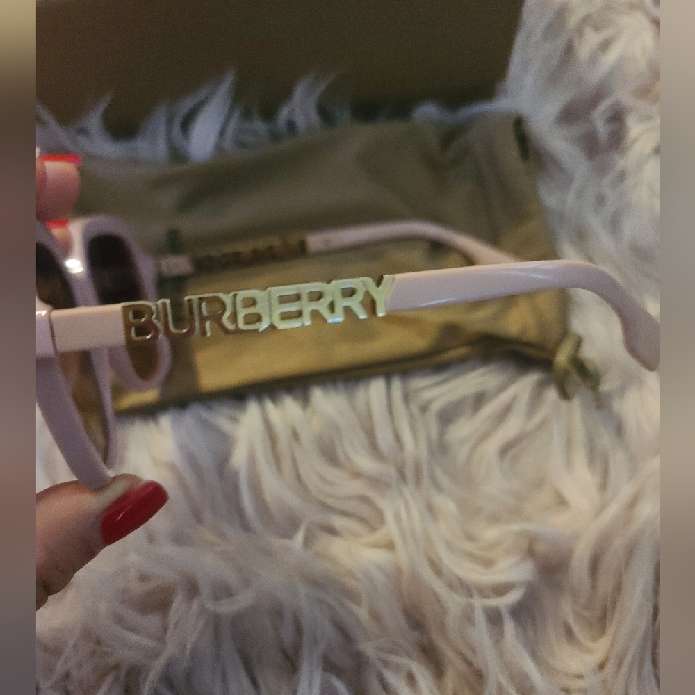 Burberry Sunglasses - Picture 2 of 6